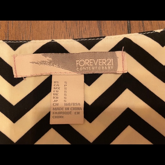 Black & Tan Chevron Dress - Picture 4 of 6